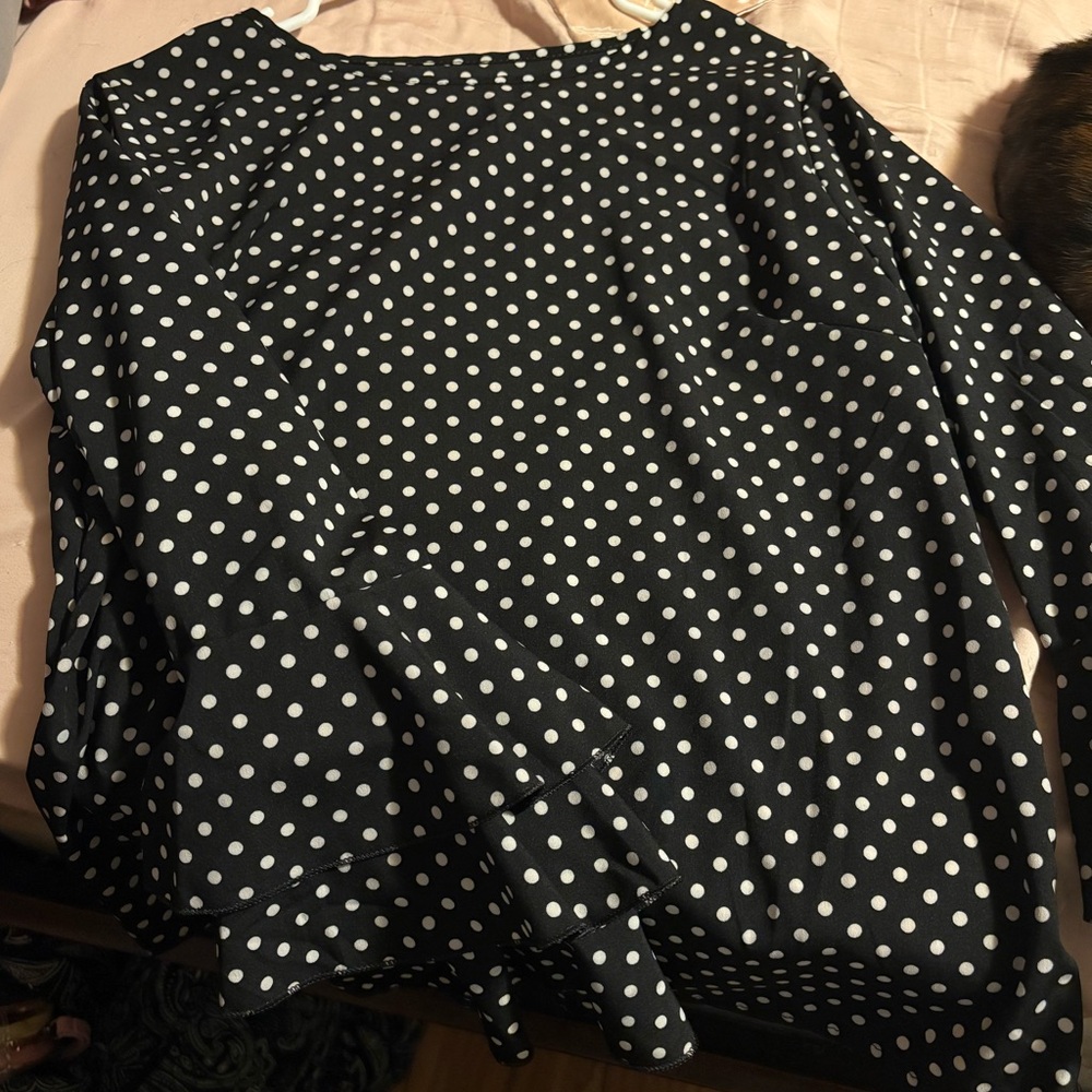 Suzy Shier Women blouse